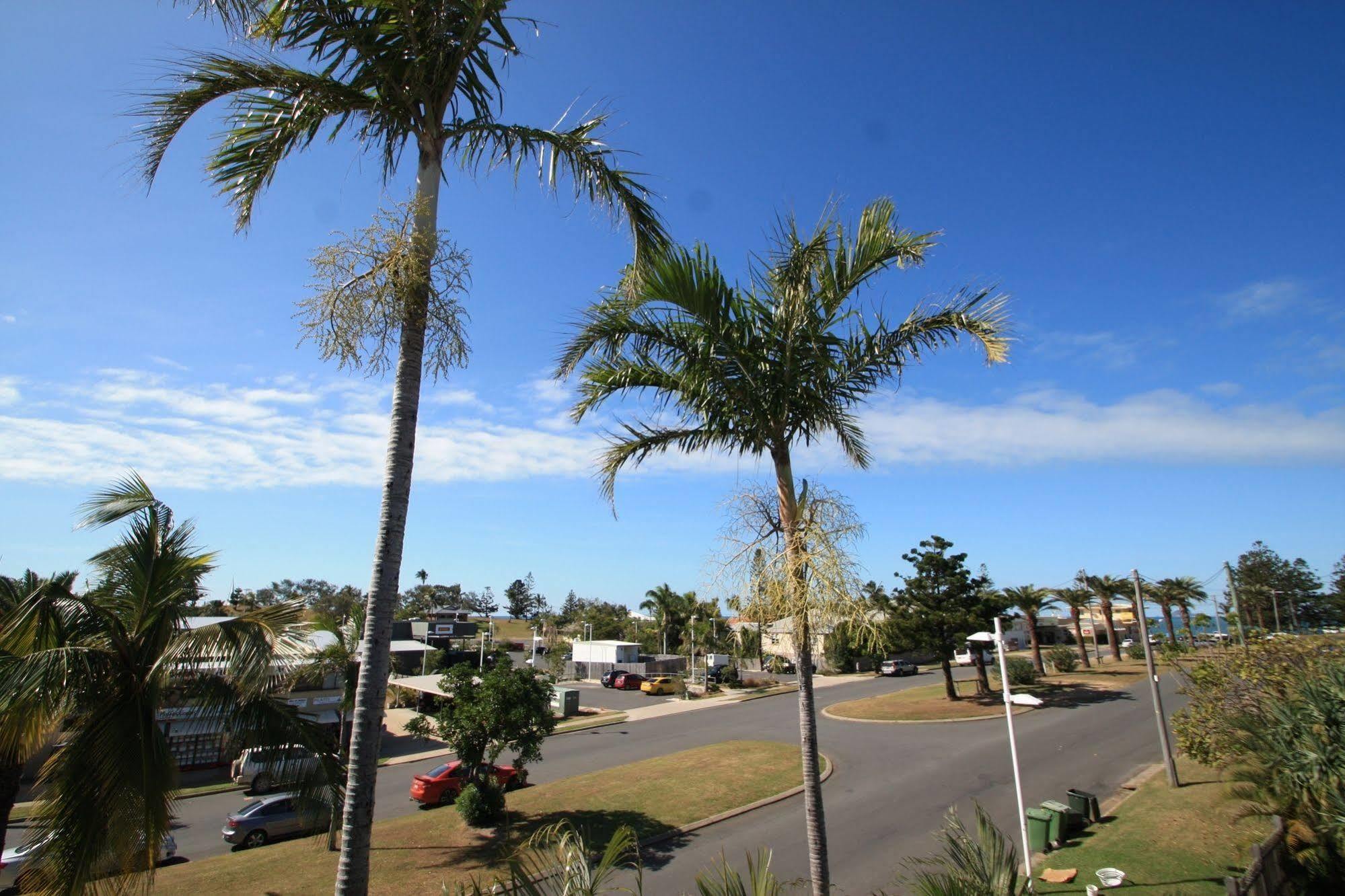 Endeavour Inn Emu Park Exterior foto